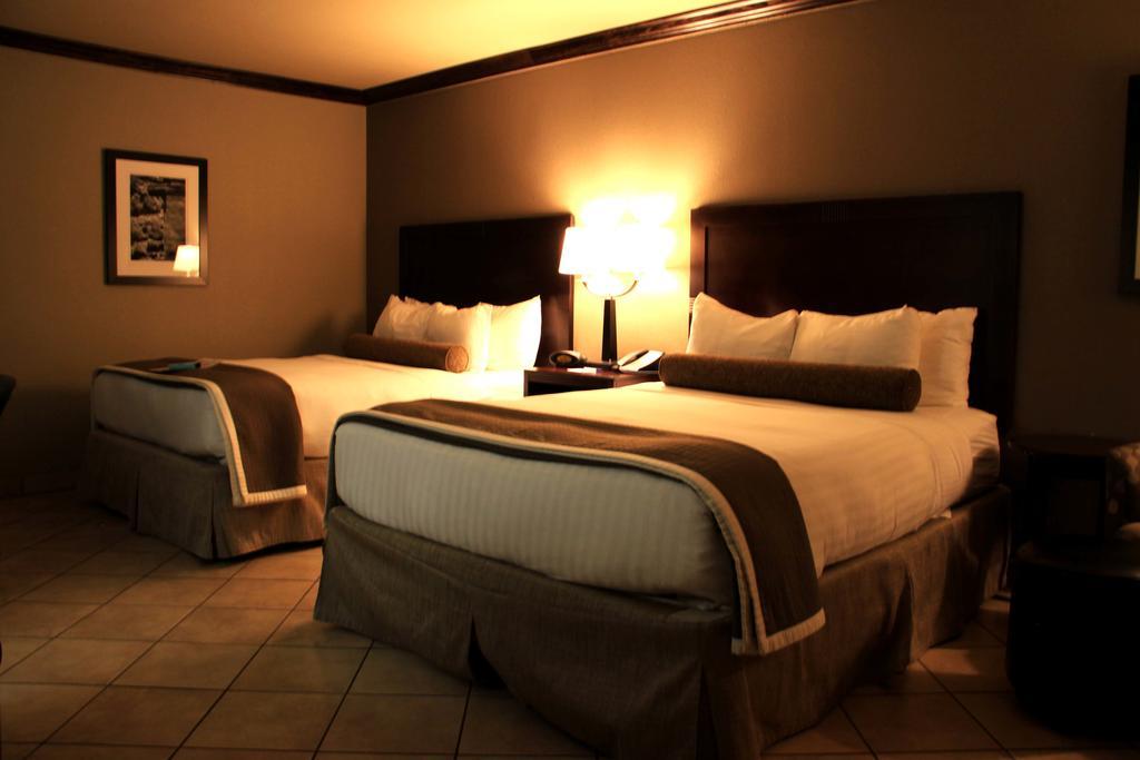 Best Western Plus Raton Hotel Exterior foto
